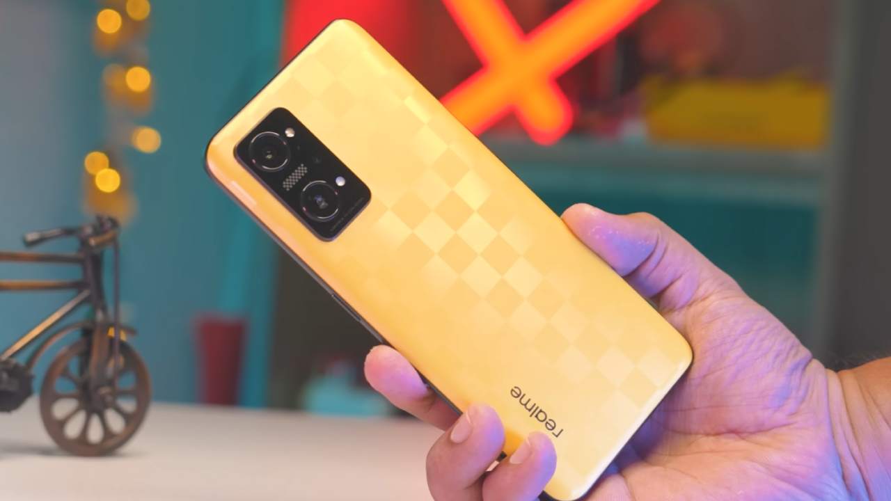 Realme GT Neo 3T Design