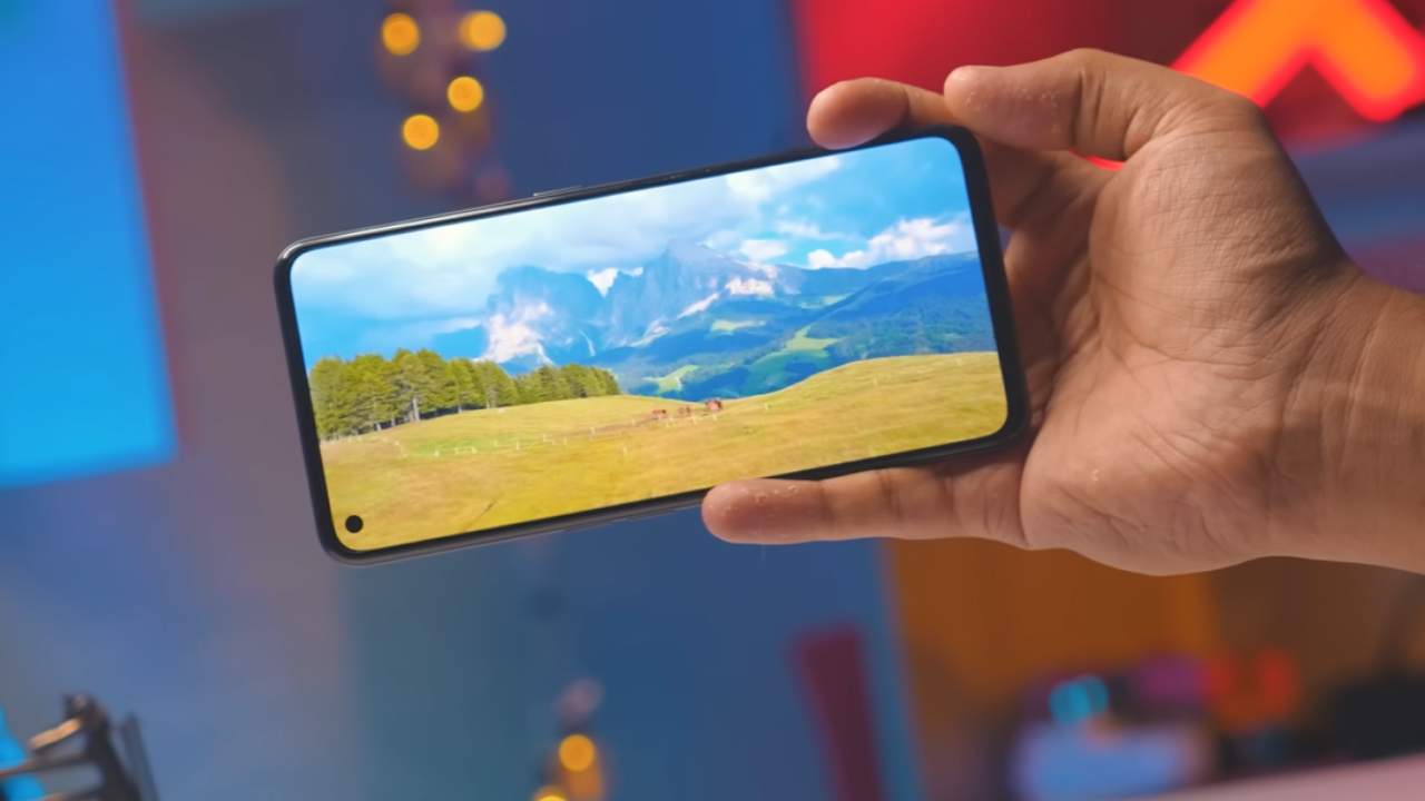 Realme GT Neo 3T Display